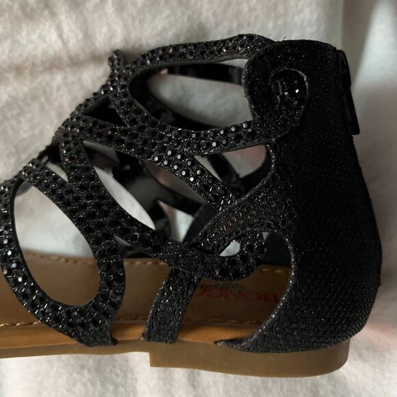 Bongo Girls Black Sprakly Thong Sandal Size 2M - Picture 5 of 9